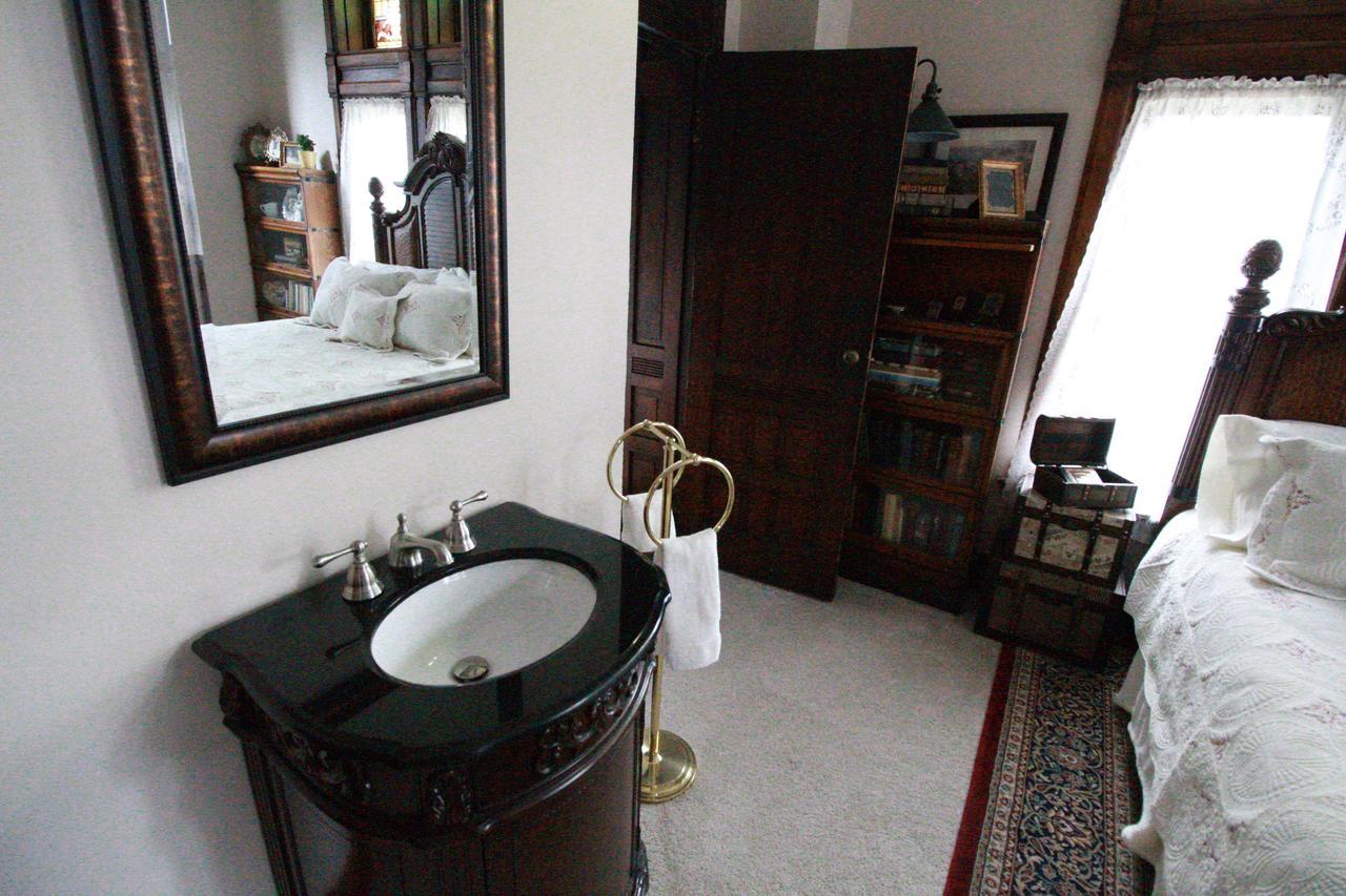 Mansion On The Mile B&B Indianapolis Exteriör bild